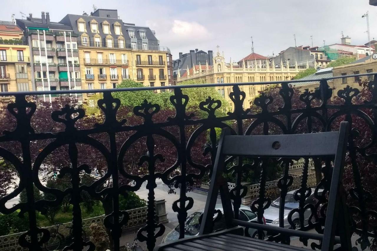 La Plaza San Sebastian